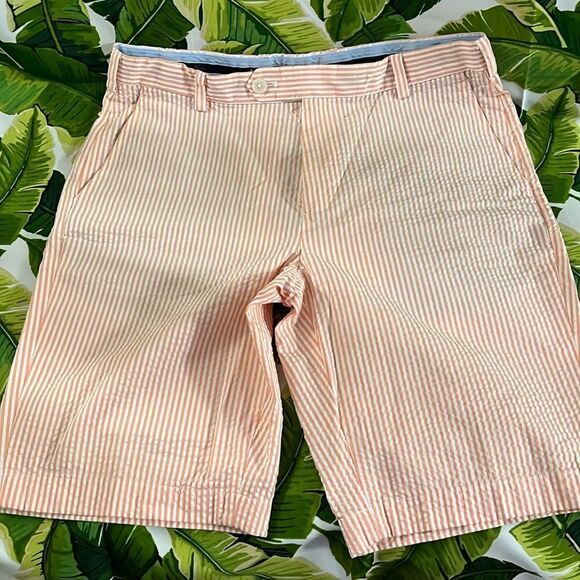 NWOT Brooks Brother’s Coral and White Seersucker Mens Bermuda Shorts